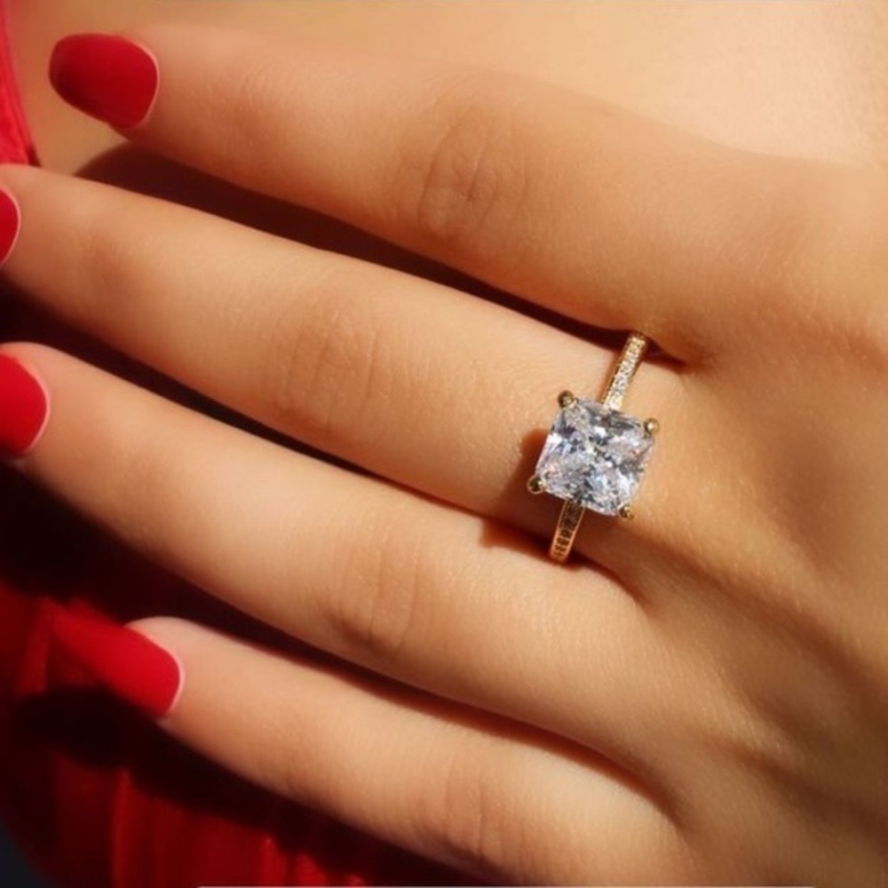 New 2ct Princess cut Engagement Ring